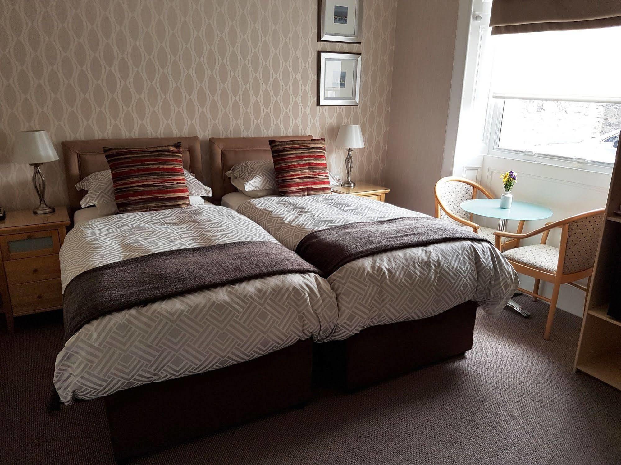 Kew House Hotel เอดินบะระ ภายนอก รูปภาพ
